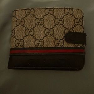 Gucci wallet